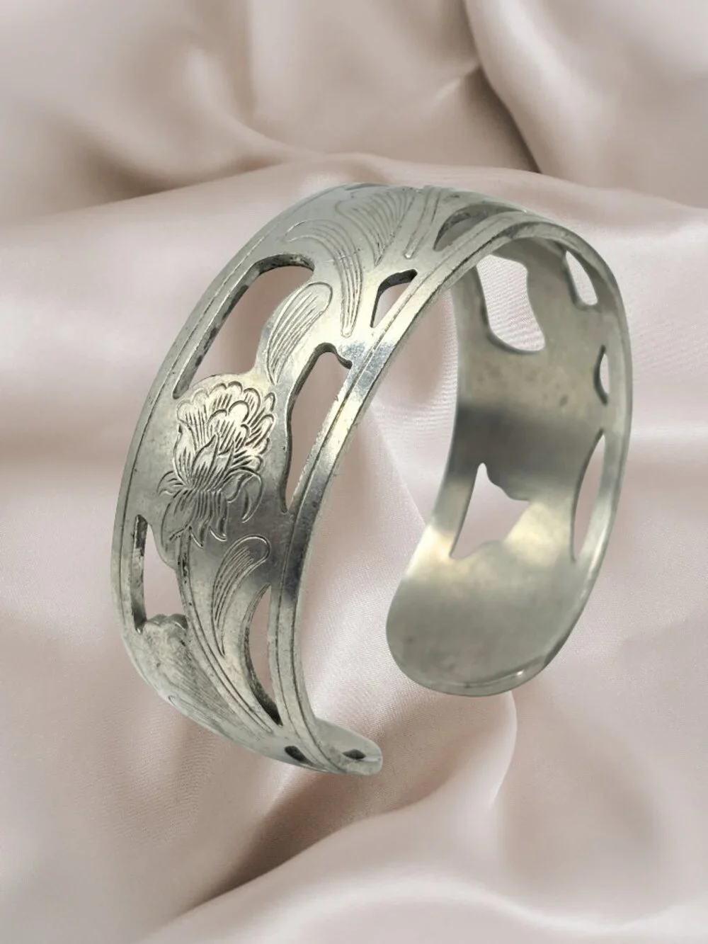 Vintage Kirk Stieff Pewter Floral Cuff Bracelet